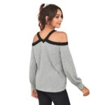 Camiseta de Hombros Descubiertos Color Combinado - Imagen 6