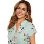 Top con Estampado Floral y Escote en V - Imagen 6