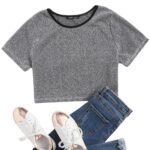 Top Corto Brillante con Cuello Contrastado - Toque Moderno