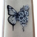 Funda Mariposa y Flor Tatuaje Azul - Estilo Artístico y Protección - iPhone 11 - Imagen 2