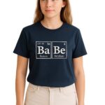 Polera "Ba Be" Tabla Periódica - Estilo Científico