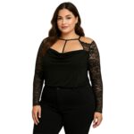 Blusa negra encaje con hombros y escote drapeado