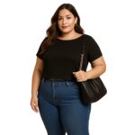 Polera crop negra básica de algodón